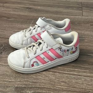 adidas Kids White and Pink Sneakers with Friends Graphic